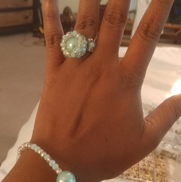 BRACELET & RING SET - Picture 4 of 4